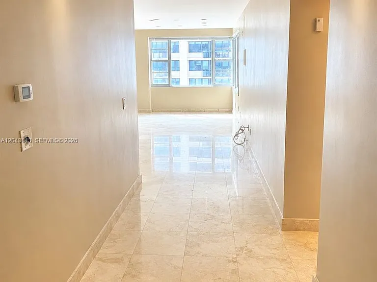5255 Collins Ave #7B — Photo 6
