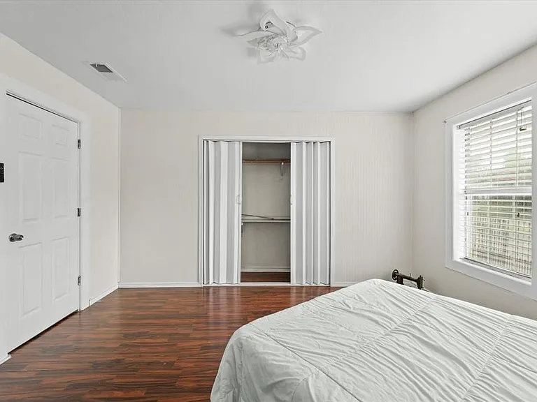 709 S Munger Blvd — Photo 7