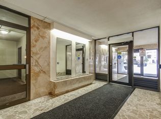 370 Ridelle Ave., Toronto, ON M6B 4B4