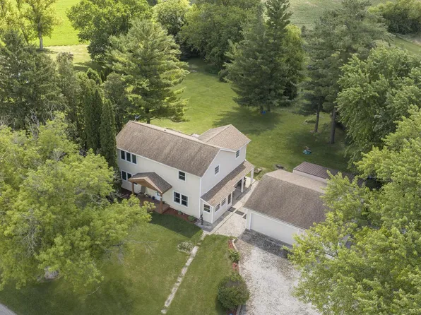 5651 Honey Creek ROAD, East Troy, WI 53120