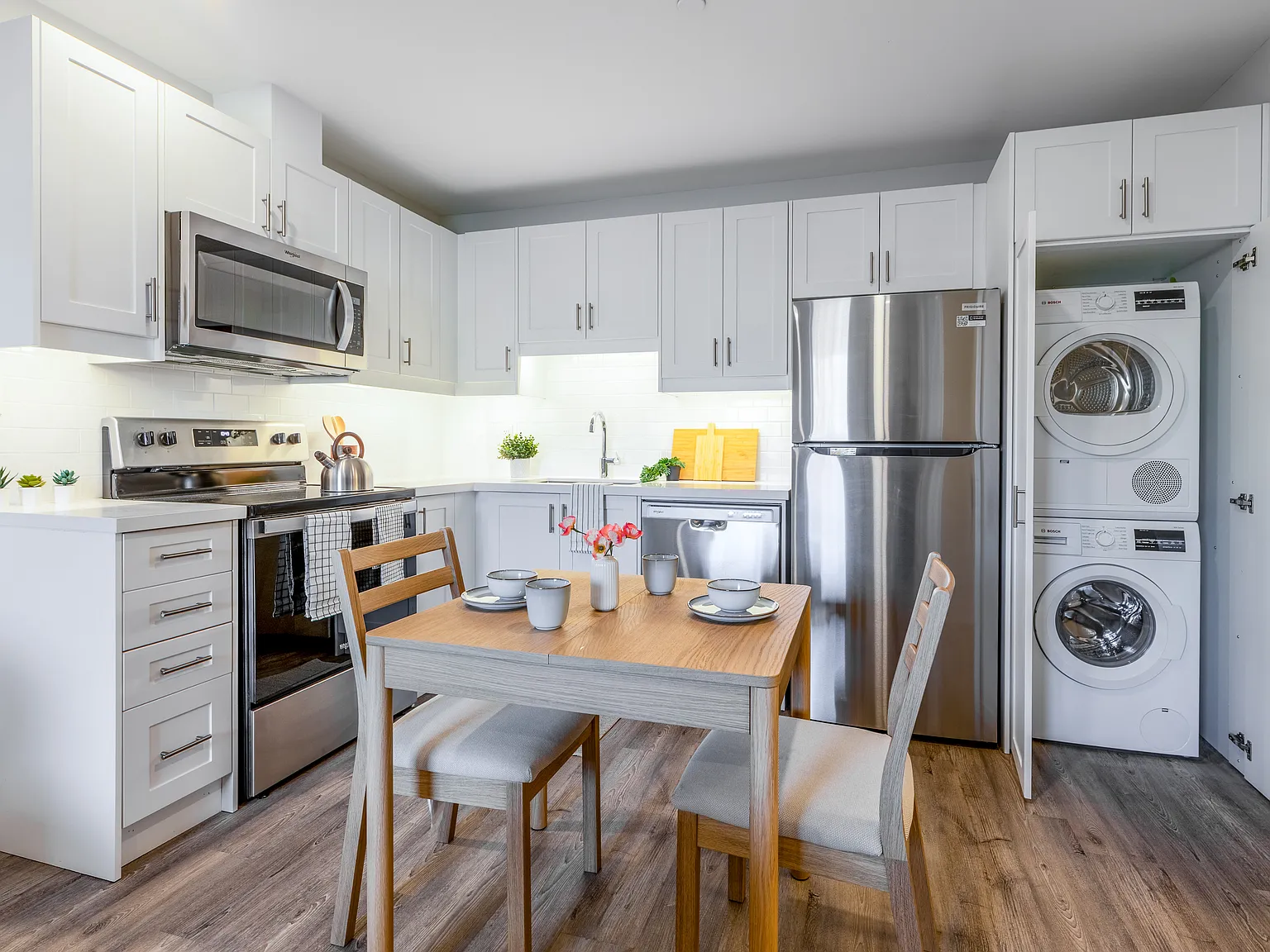 38 King Street West — Photo 4