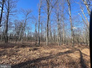 572 Chamonix Ln, Zion Grove, PA 17985