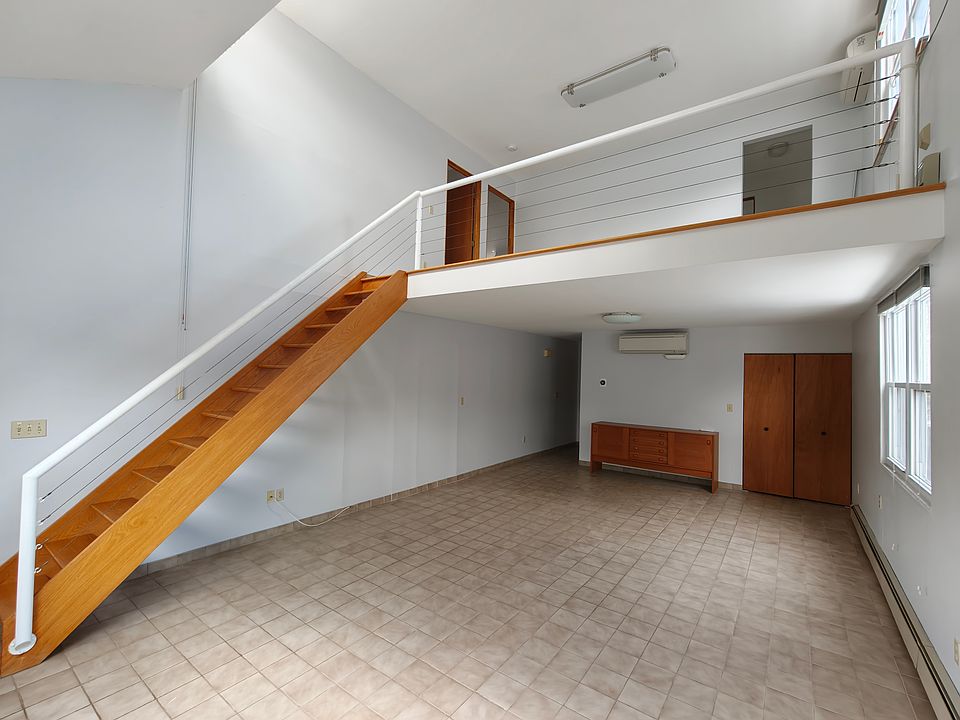 1st image of 37-39 Robertson Ave #1