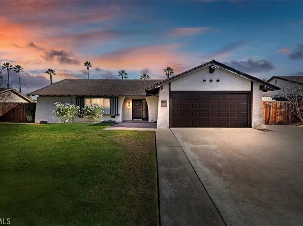 2817 Molly St, Riverside, CA 92506