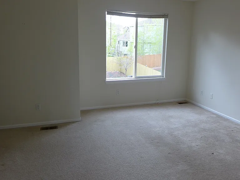 1436 Begonia Way — Photo 6
