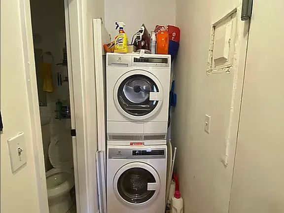 4th image of 78 E 1st St APT 4F