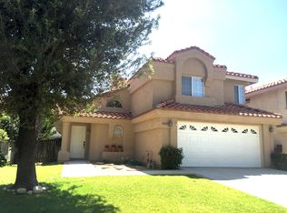 10417 Rhyolite St, Mentone, CA 92359