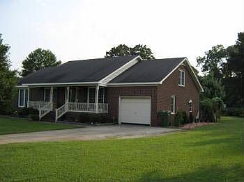 2nd image of 403 Arbor Dr