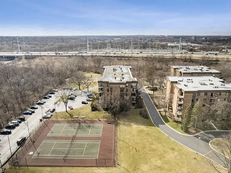 425 Walnut Creek Ln #1401 — Photo 14