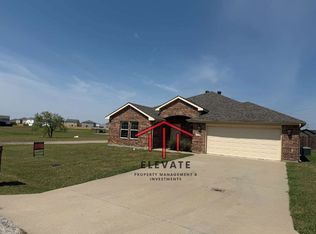 7209 Hackberry Ct, Granbury, TX 76048
