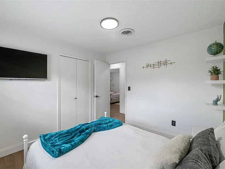 2911 Conway Gardens Rd — Photo 9