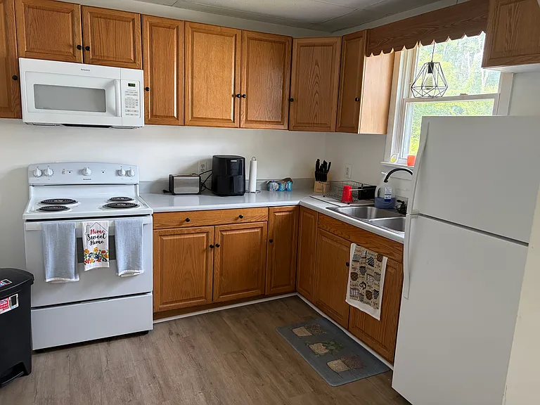 3319 Campbell Ave — Photo 6