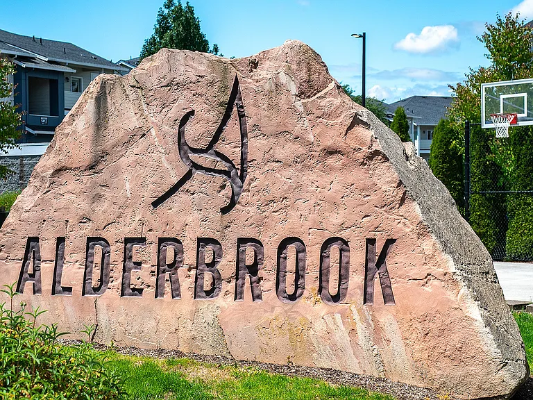 Alderbrook Apartments — Photo 31