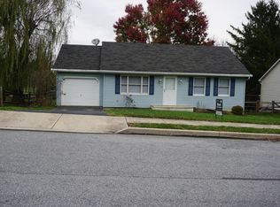 49 Dorshiemer Ln, Honey Brook, PA 19344