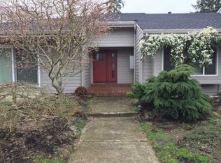 32287 SW Boones Bend Rd, Wilsonville, OR 97070