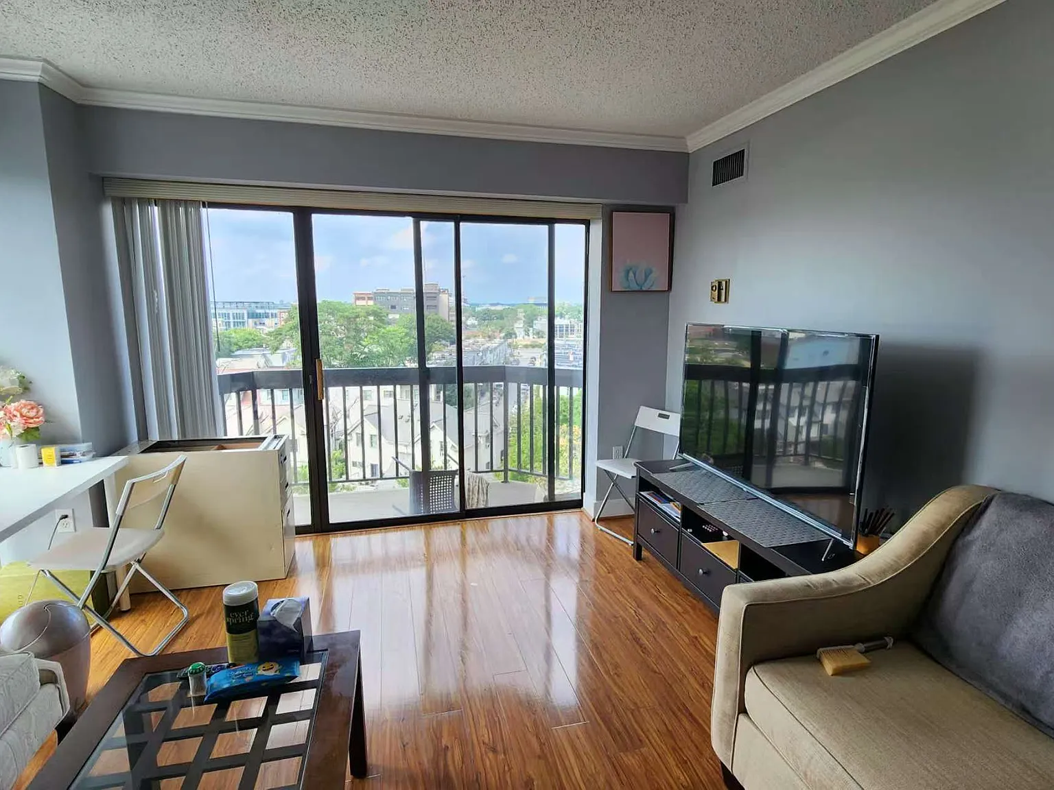 2 bed, 783 sqft, $3,300 — Photo 1