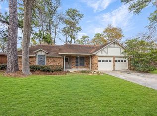 2114 Eagle Point Rd, Crosby, TX 77532