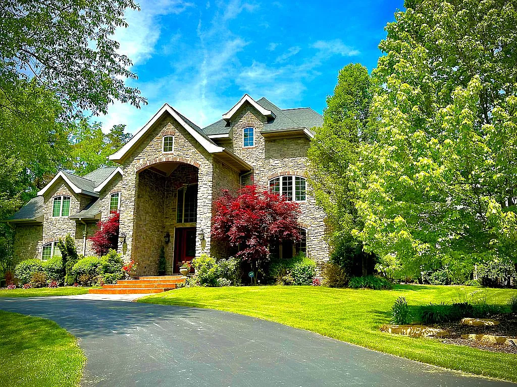 1112 Gray Fox Ct photo 1