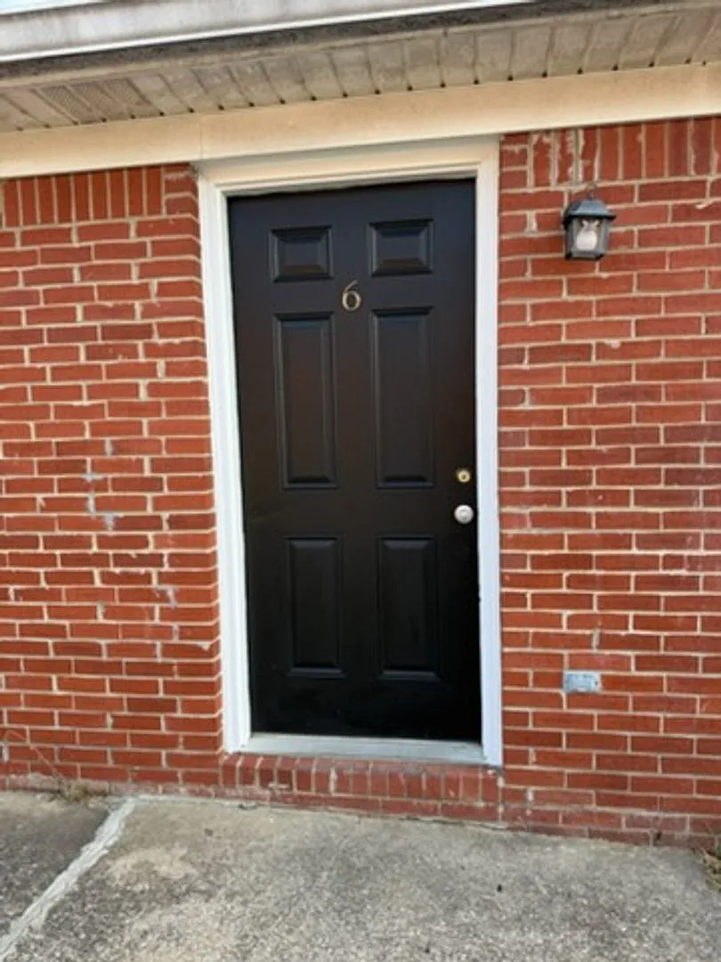 424 Jason Drive — Photo 2