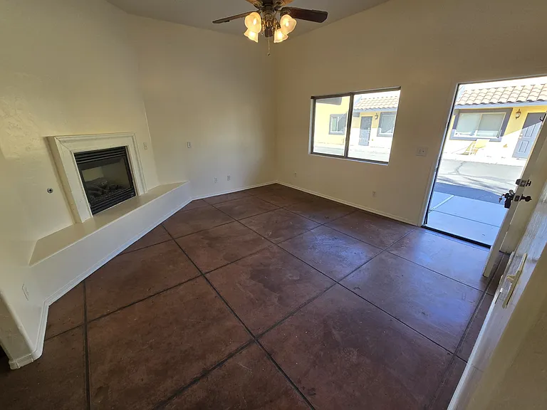 3331 E Bermuda St — Photo 11