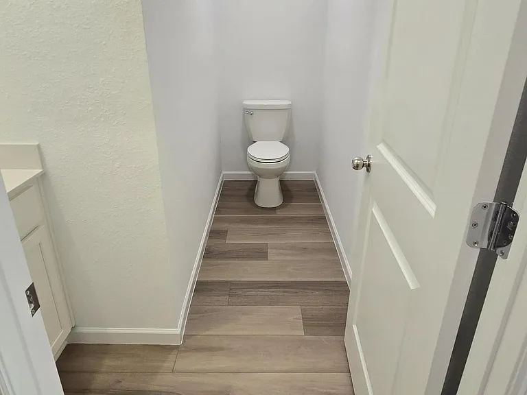653 Holly Lakes Dr — Photo 10
