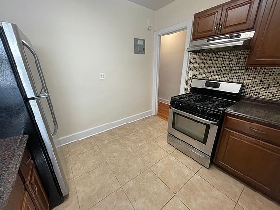 2nd image of 32-35 30th St #1C