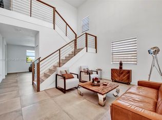 10333 SW 232nd St, Miami, FL 33190
