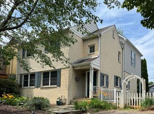 211 W Greenway Blvd, Falls Church, VA 22046