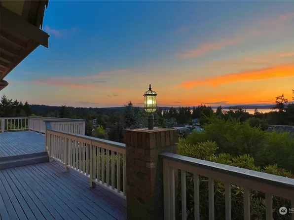 1006 Sequalish Street, Steilacoom, WA 98388