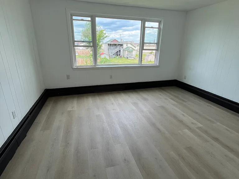 314 Henry St #3 — Photo 4