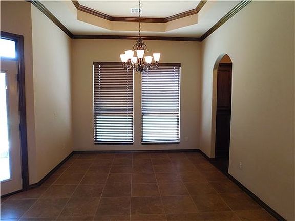 5th image of 13605 Legacy Ct