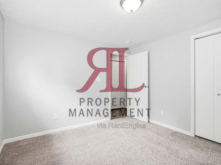 771 Redford Ave — Photo 11
