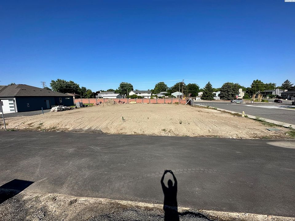 1st image of 2025 Acadia Ct