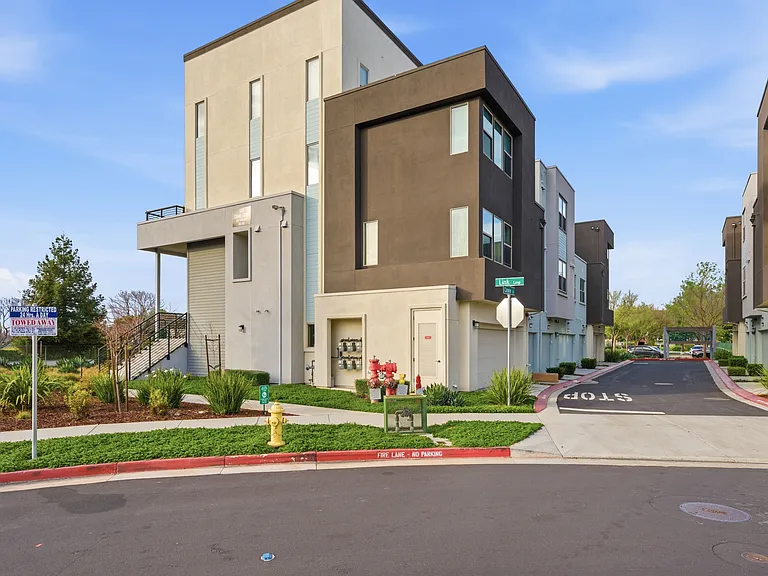 6809 Canine Ct — Photo 3