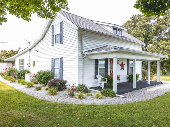 585 Loveless Rd, Science Hill, KY 42553
