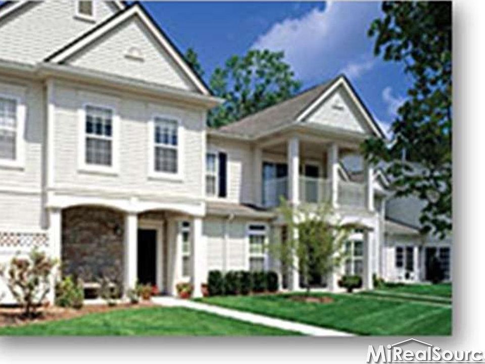1st image of 25919 Maritime Cir S