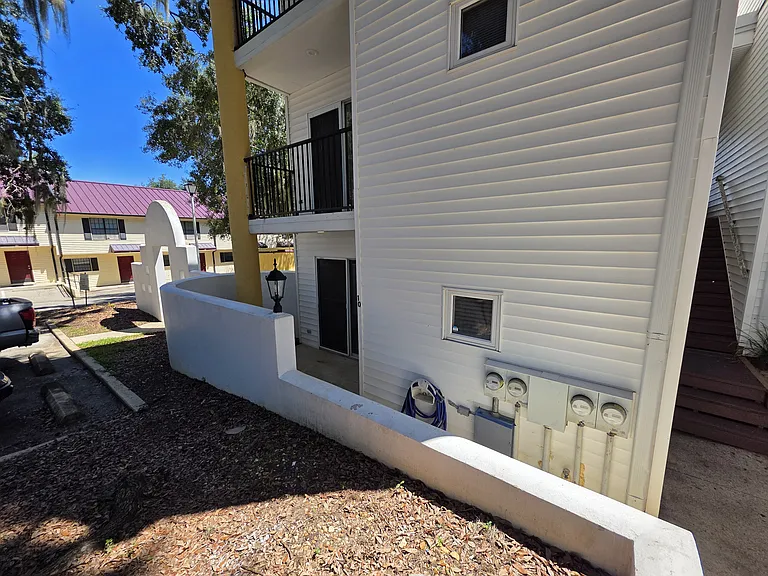 317 Hayden Rd #10 — Photo 5