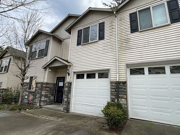 3rd image of 14728 NE Flanders St