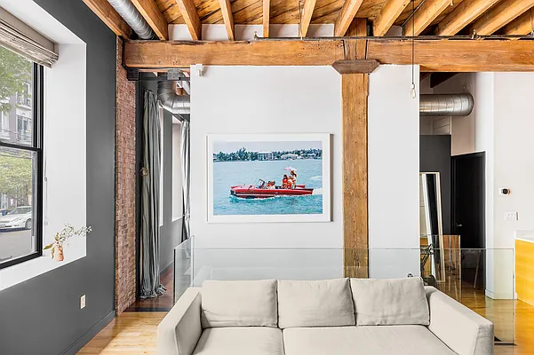 Sold by Compass | media 18