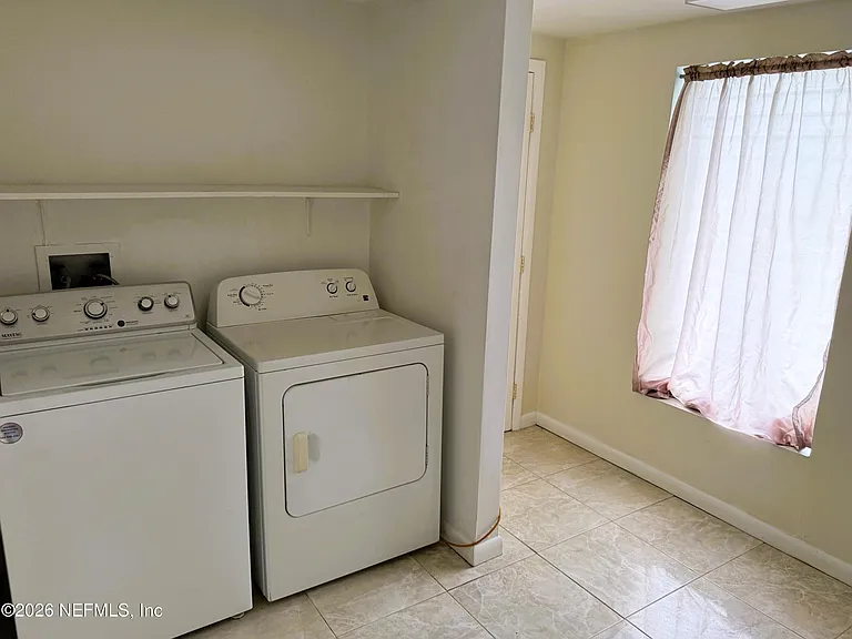 5410 Manfields Pl — Photo 8