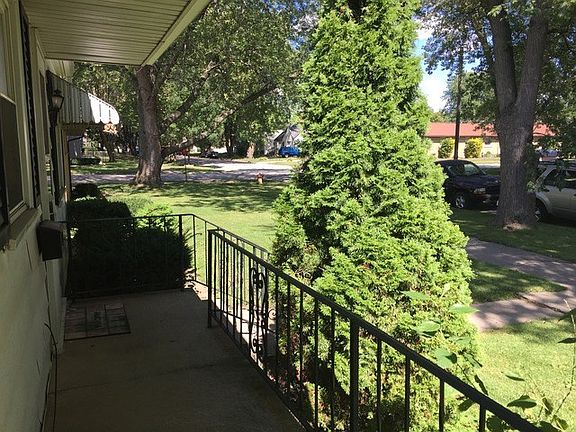 2nd image of 183 N Forest Ave