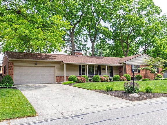 3rd image of 294 E Elmwood Dr