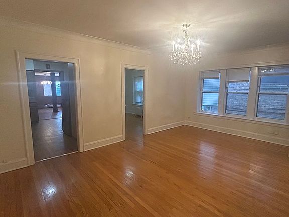4th image of 4019 N Mozart St #1S