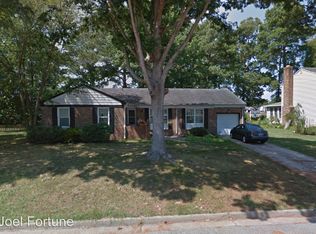 698 Village Green Pkwy, Newport News, VA 23602