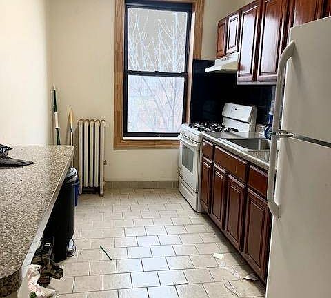 2nd image of 1604 E 43rd St #1