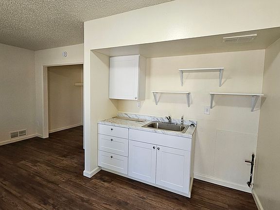 5th image of 1100-1108 Arizona St SE #1100-3