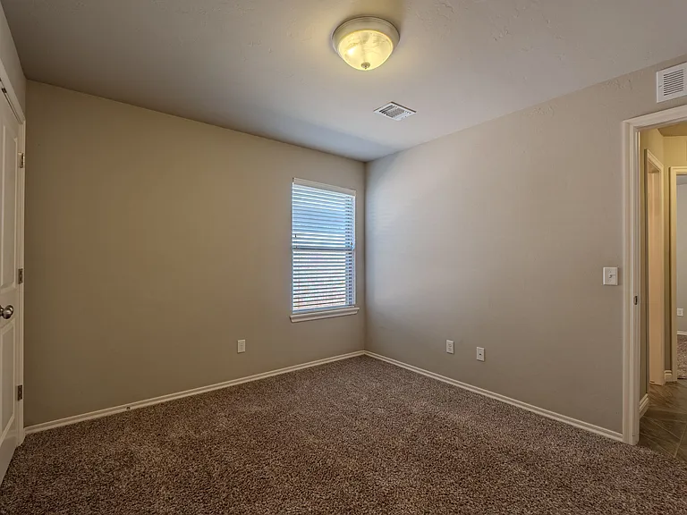 19213 Blanco Dr — Photo 28