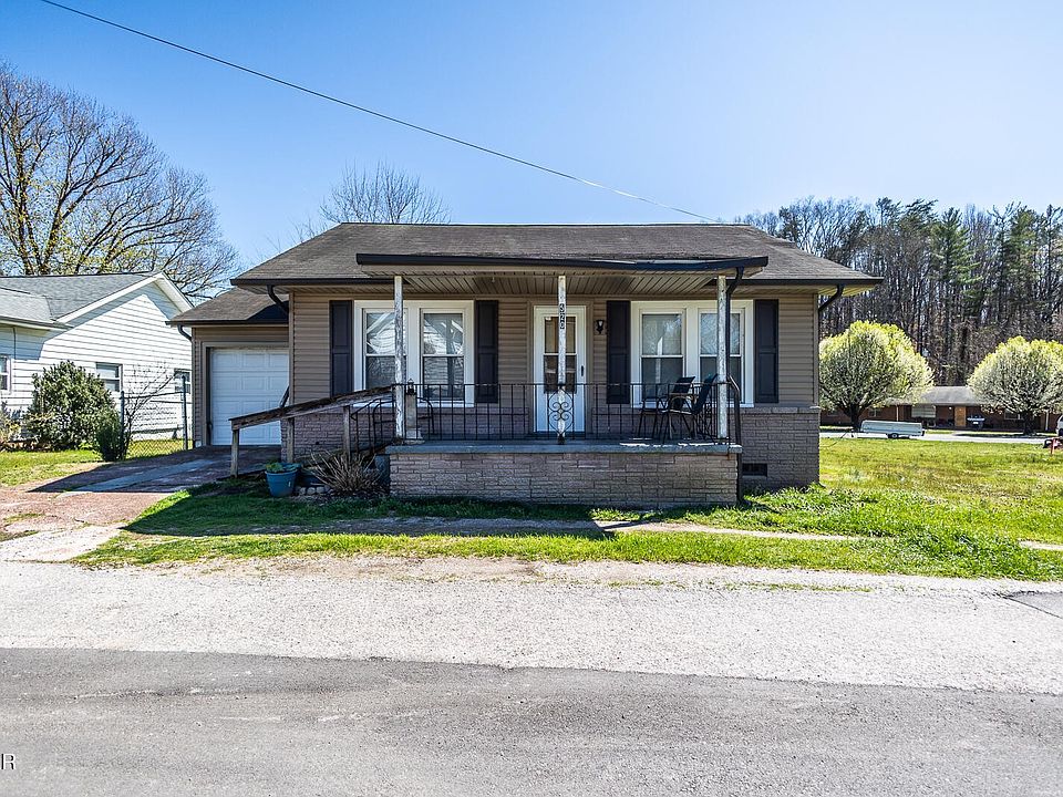 1st image of 520 7th St