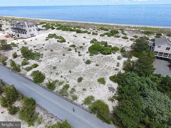 2100 N Bay Shore Dr, Milton, DE 19968
