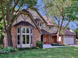 1644 N Lawrence Ct, Wichita, KS 67206